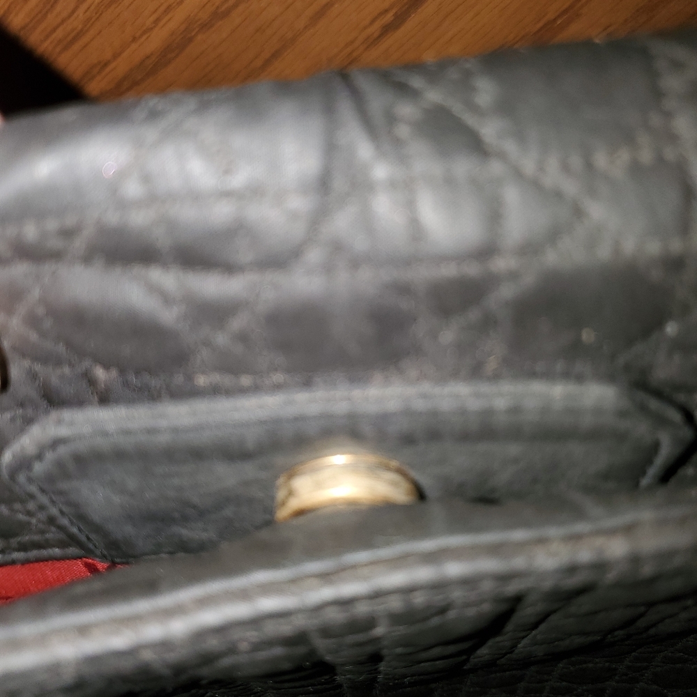 Dior purse - Picture 4 of 9